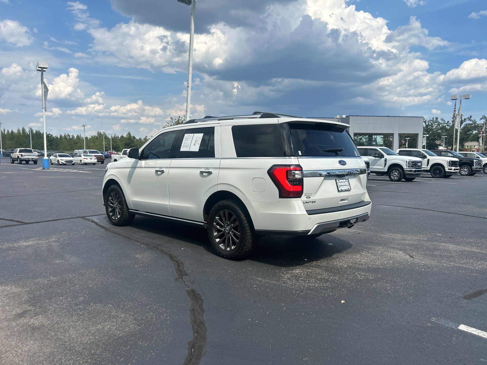 Used 2021 Ford Expedition Limited RWD image 5