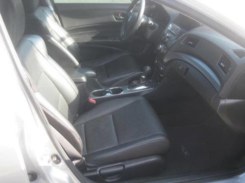Used 2014 Acura ILX w/ Premium Package image 21