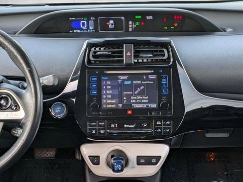 Used 2017 Toyota Prius Four image 15