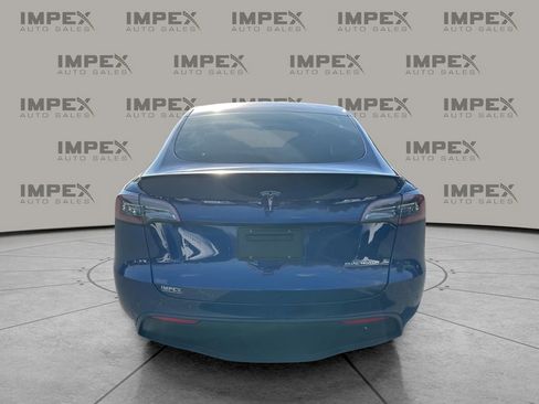 Used 2023 Tesla Model Y Performance image 4