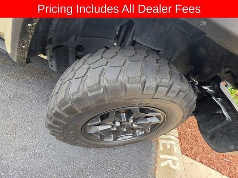 Used 2022 Jeep Gladiator Sport AWD/4WD image 11