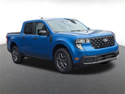 New 2025 Ford Maverick XLT w/ XLT Luxury Package