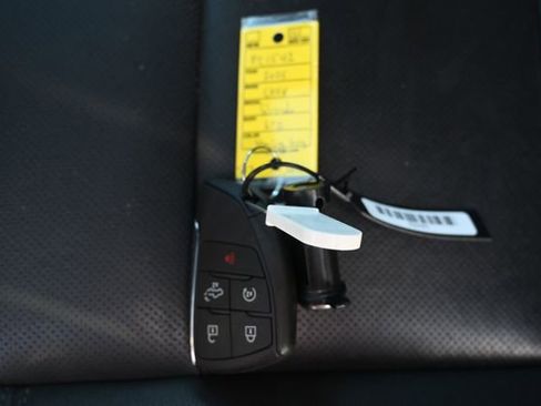 Used 2025 Chevrolet Silverado 1500 LTZ w/ LTZ Premium Package image 30