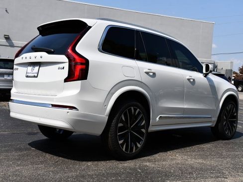 New 2026 Volvo XC90 B6 Plus w/ Protection Package Premier image 7