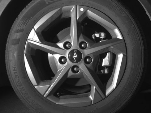 Used 2025 Kia K4 LXS image 13