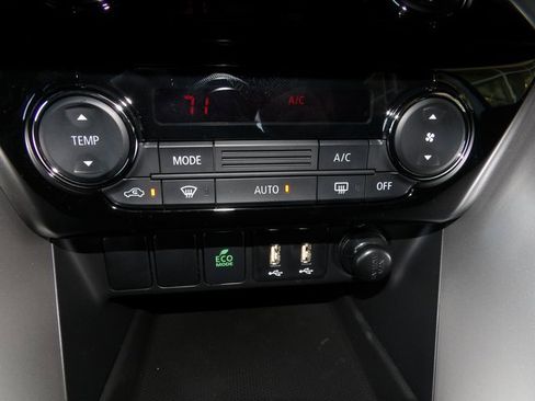 New 2026 Mitsubishi Eclipse Cross LE image 22