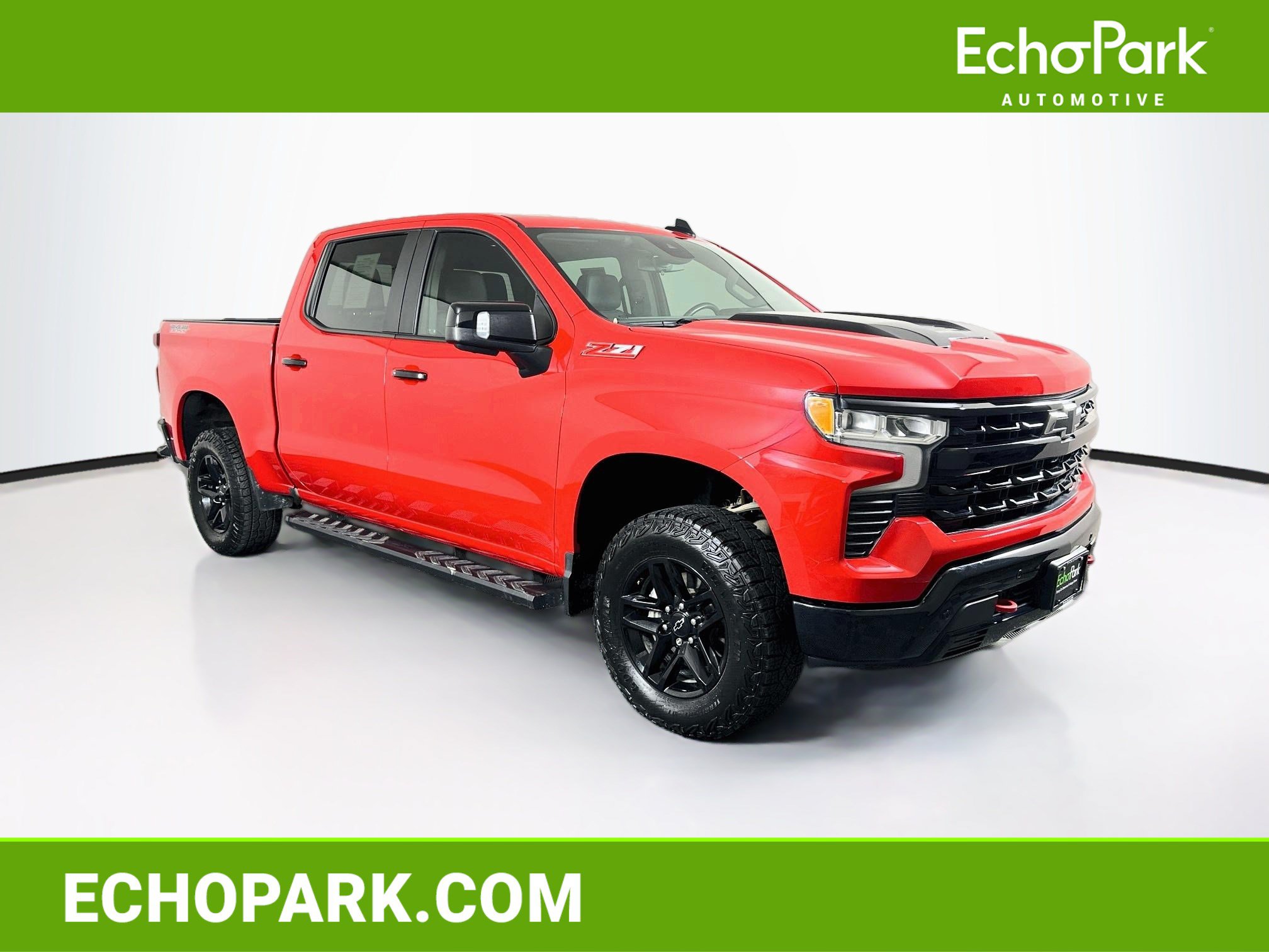 Used 2024 Chevrolet Silverado 1500 LT Trail Boss w/ Convenience Package II AWD/4WD image 1