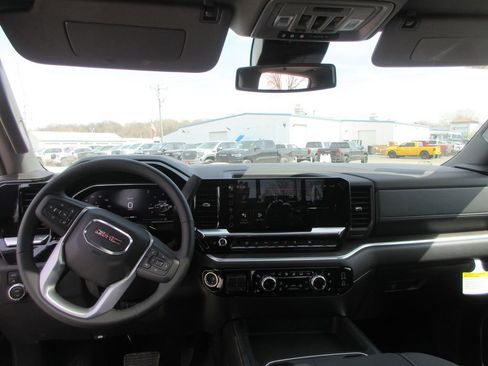 New 2026 GMC Sierra 2500 SLT w/ SLT Premium Package image 16