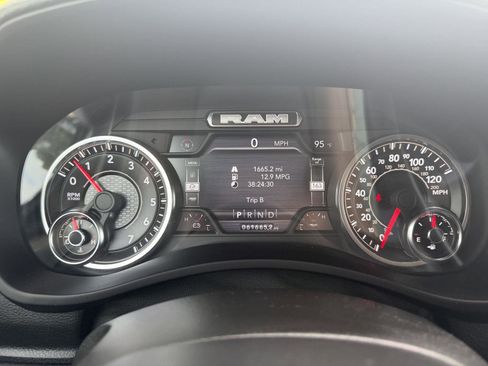 Used 2023 RAM 2500 Laramie AWD/4WD image 10