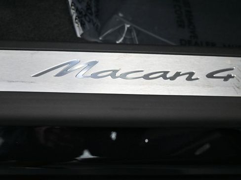 Used 2024 Porsche Macan 4 Electric image 31