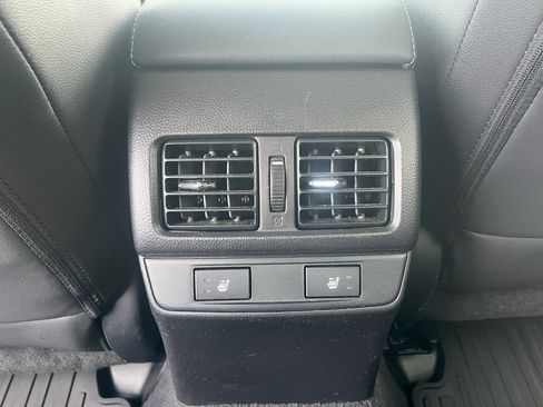 Used 2016 Subaru Outback 2.5i Limited image 17