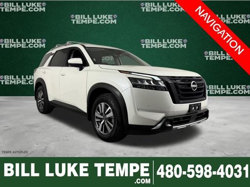 Used 2023 Nissan Pathfinder SL w/ Black Appearance Package FWD image 1