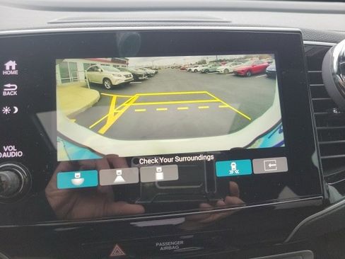 Used 2025 Honda Passport Black Edition image 13