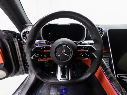 Used 2022 Mercedes-Benz SL 63 AMG SL 63 AMG image 13