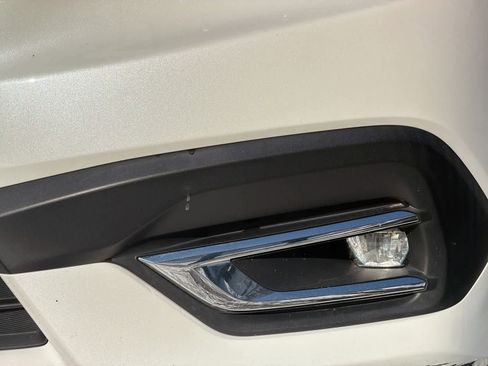 Used 2020 Subaru Legacy Limited image 11