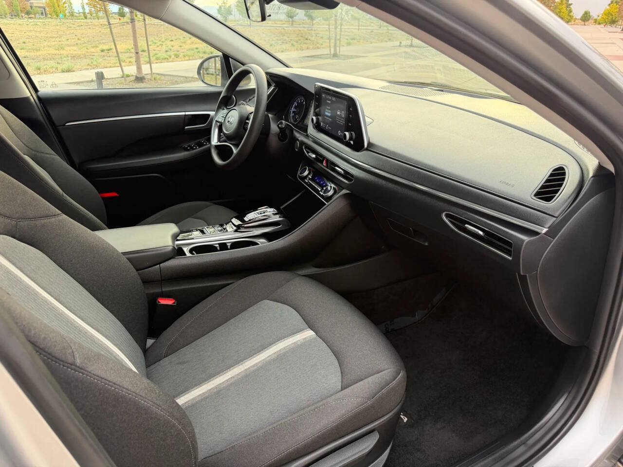 Used 2021 Hyundai Sonata SEL w/ Preferred Accessory Package FWD image 14