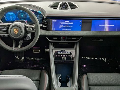 New 2026 Porsche Macan GTS Electric image 20