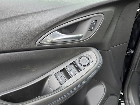 New 2026 Buick Encore GX Sport Touring image 12