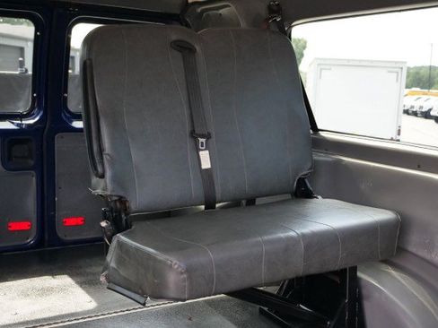 Used 2010 Ford E-250 and Econoline 250 Extended RWD image 28