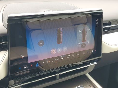 New 2026 Lincoln Nautilus Black Label image 25