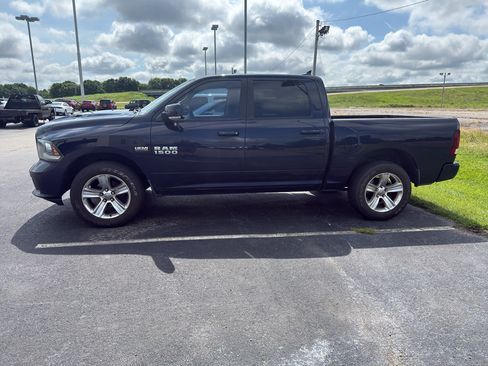 Used 2013 RAM 1500 Sport w/ Sport Premium Group AWD/4WD image 2