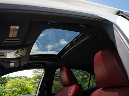 Used 2016 Lexus IS 200t RWD image 15