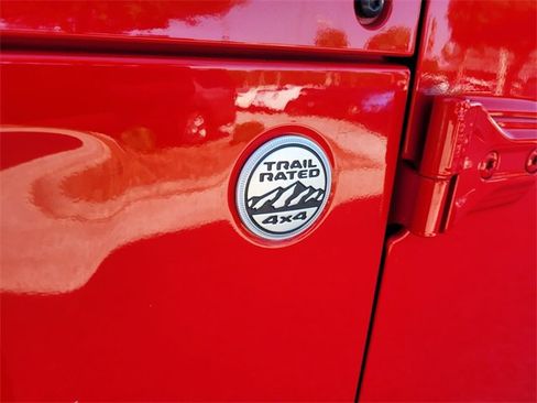 Certified 2022 Jeep Wrangler Unlimited Sahara image 3