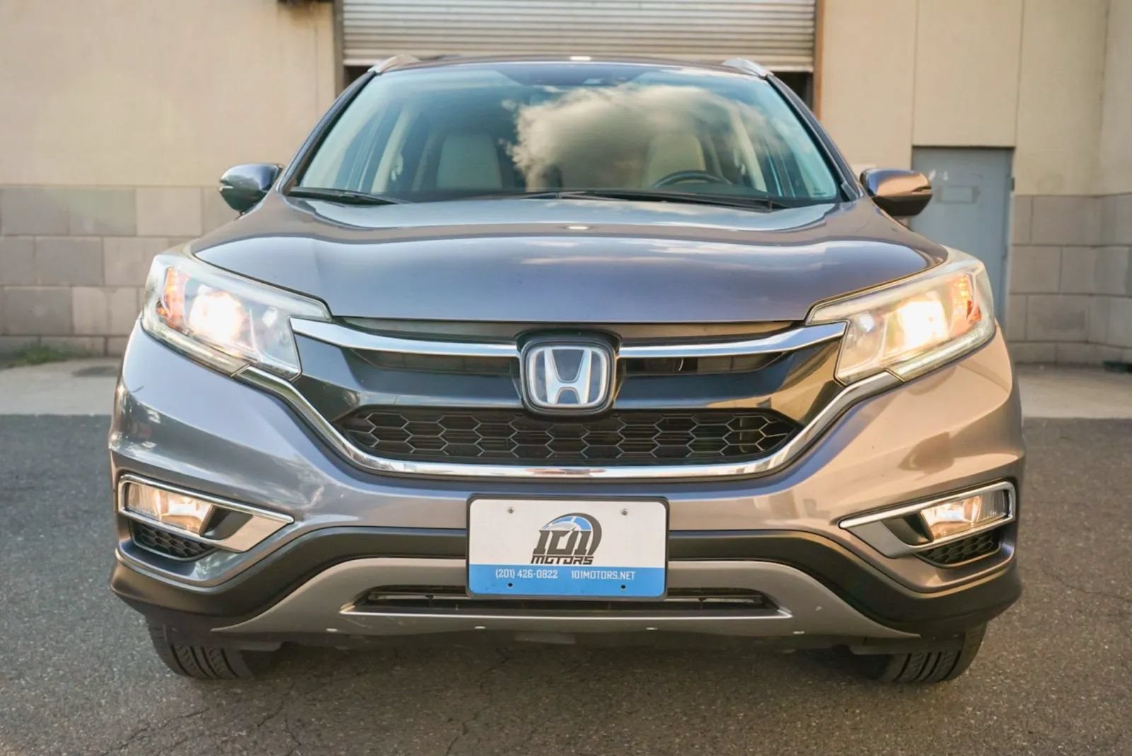 Used 2016 Honda CR-V Touring image 2