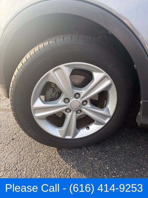 Used 2013 Ford Escape SE FWD image 6