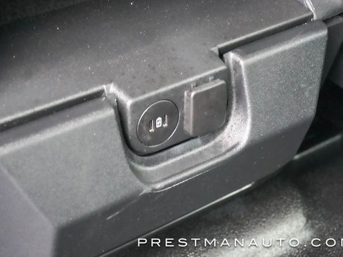 Used 2025 Ford F350 XL w/ XL Chrome Package image 24