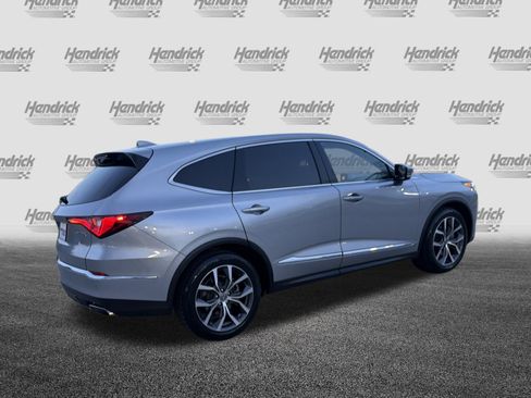 Used 2024 Acura MDX w/ Technology Package FWD image 10