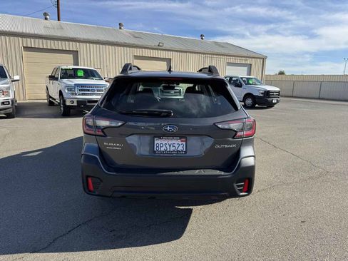 Used 2020 Subaru Outback image 9