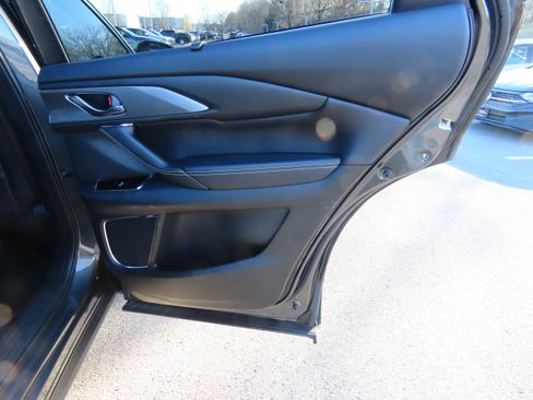 Used 2023 MAZDA CX-9 Grand Touring image 13