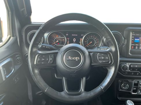 Used 2021 Jeep Wrangler Unlimited Sport AWD/4WD image 12