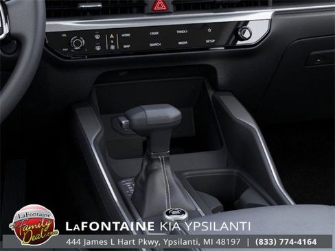 New 2025 Kia Sorento LX image 34