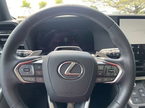 Used 2024 Lexus GX 550 w/ Accessory Package (Z1) AWD/4WD image 27