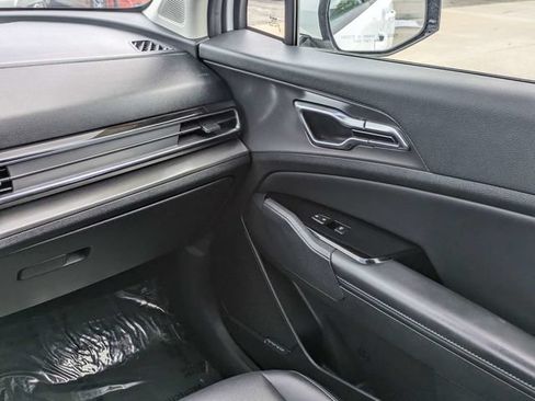 Used 2023 Kia Sportage SX FWD image 19
