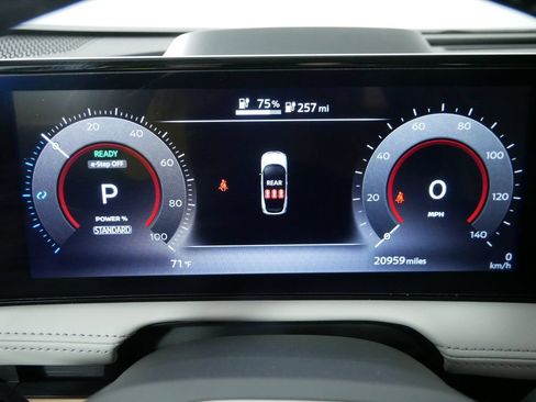 Used 2023 Nissan Ariya AWD image 27