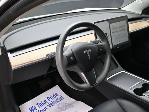 Used 2022 Tesla Model 3 RWD image 17