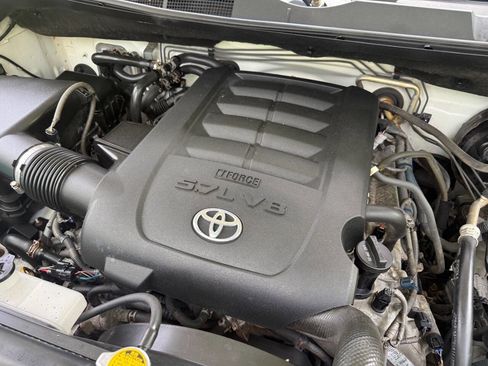 Used 2012 Toyota Sequoia Platinum AWD/4WD image 88