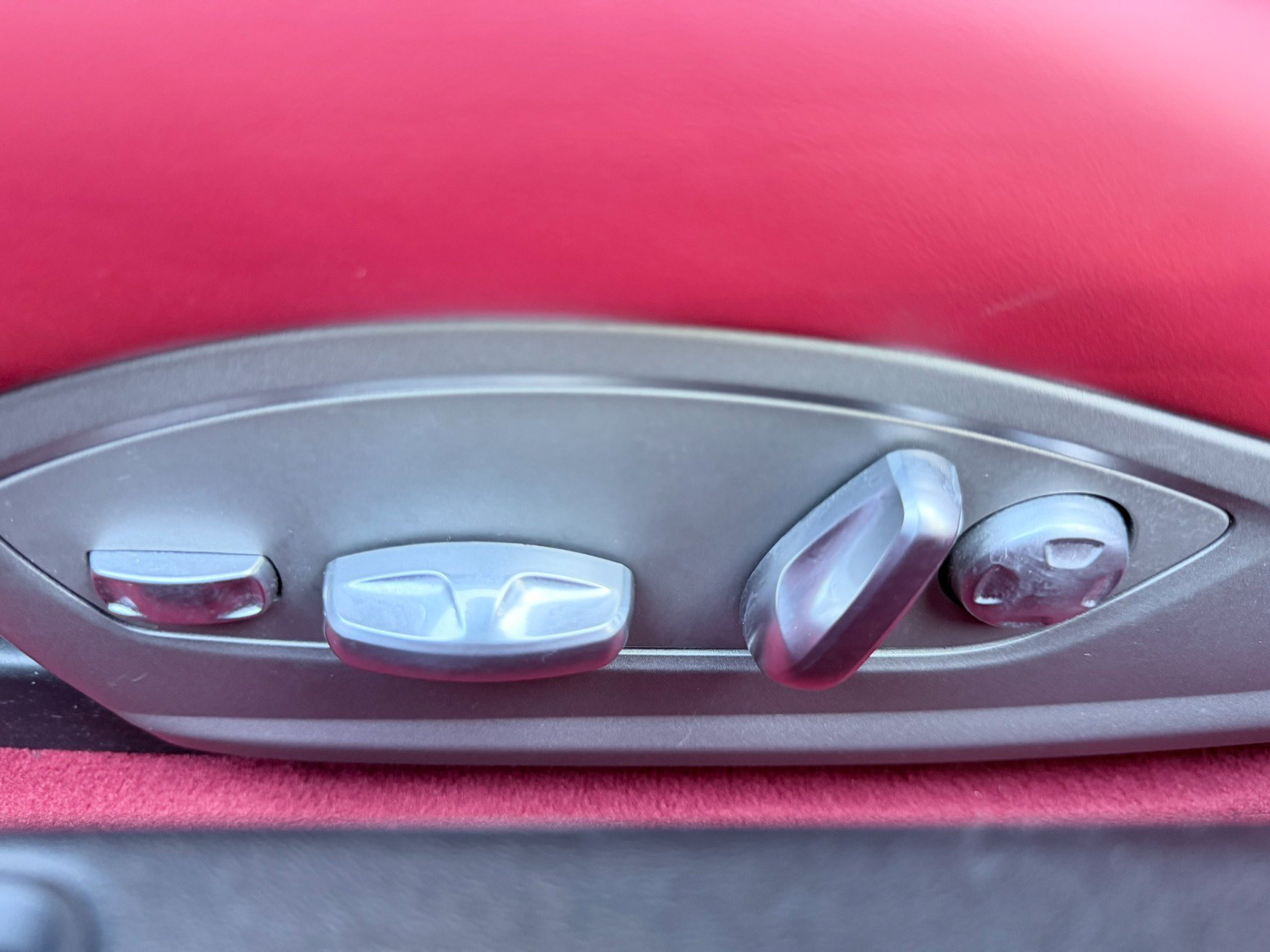Used 2014 Porsche Boxster RWD image 17