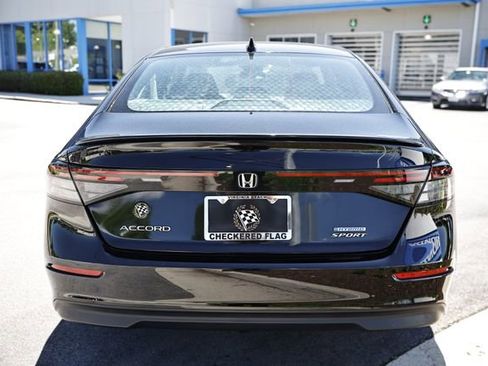 Used 2024 Honda Accord Sport image 10