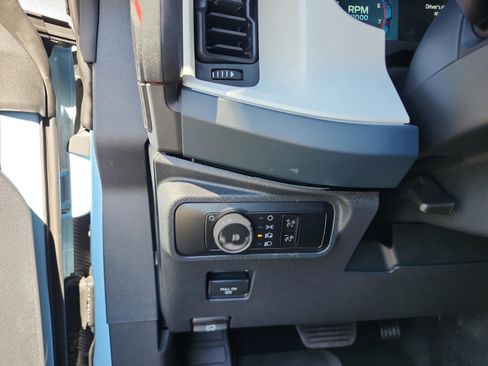 New 2025 Ford Bronco Heritage Edition image 25