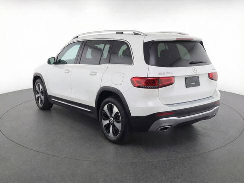 Used 2025 Mercedes-Benz GLB 250 4MATIC image 6