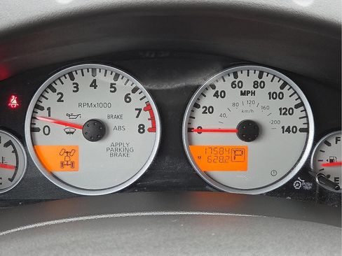 Used 2021 Nissan Frontier PRO-4X w/ Pro-4x Utility Package image 19