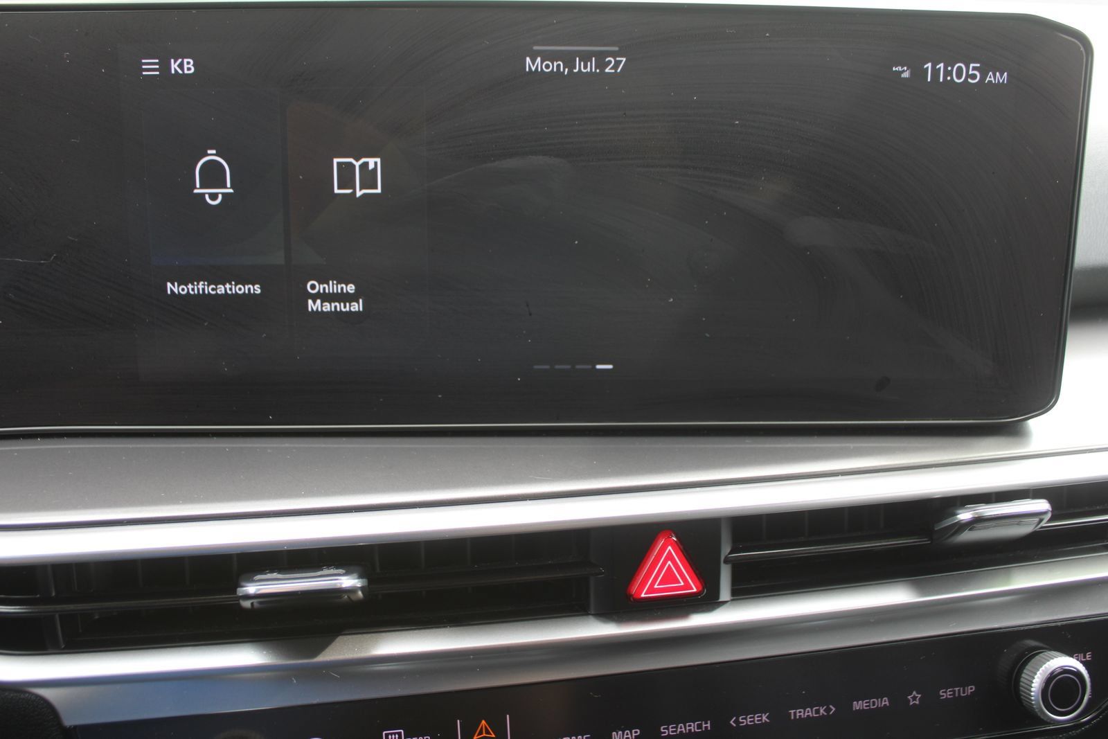Certified 2025 Kia Sorento S FWD image 46