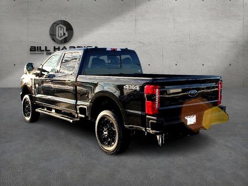 Used 2024 Ford F250 Lariat w/ Black Appearance Package image 4