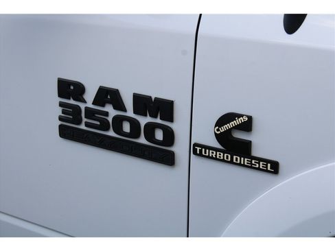 Used 2016 RAM 3500 Laramie image 16