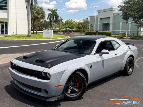 Used 2022 Dodge Challenger SRT Super Stock RWD image 8