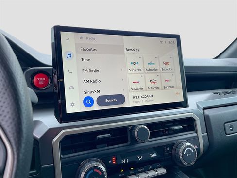 Used 2024 Toyota Tacoma TRD Sport image 14